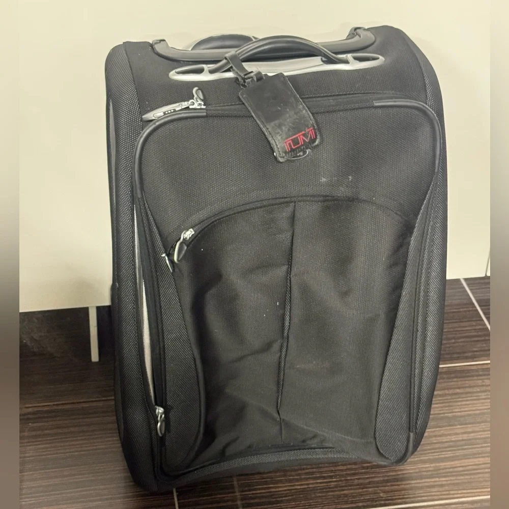 Tumi Black Softside Rolling Carry-On with Front Pocket Suitcase Luggage